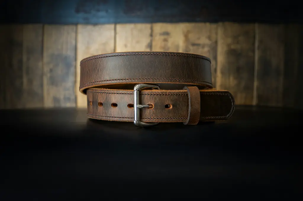 unsplash_eNEa7Gsfzzs_belts.jpg.webp